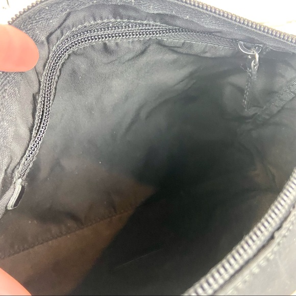 Prada pouch crossbody bag or shoulder bag with chains - Picture 9 of 16